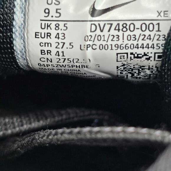 Nike Air Zoom Pegasus 40 Shoes Mens 9.5 Black White Running Athletic Sneakers